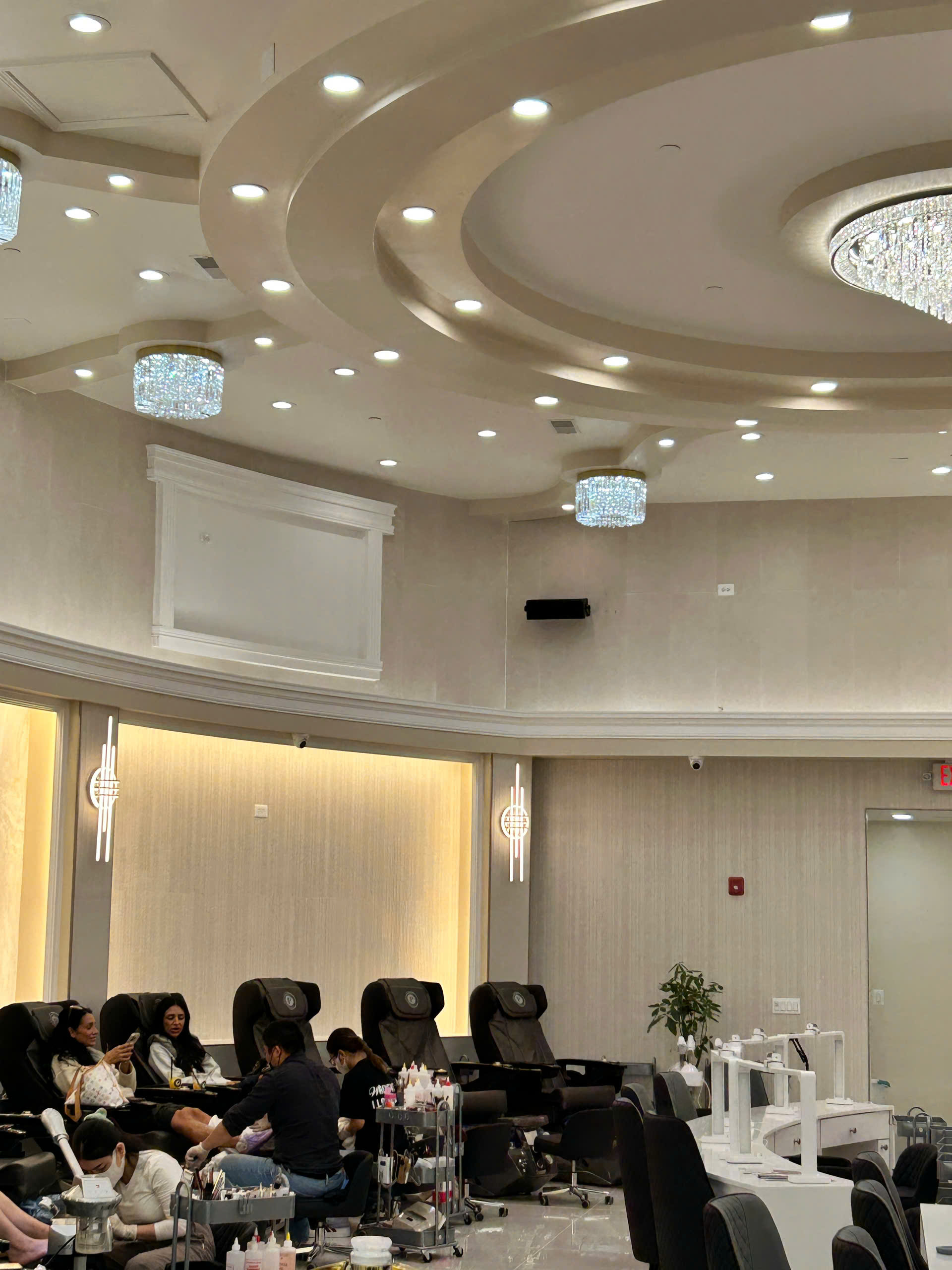 Salon Image