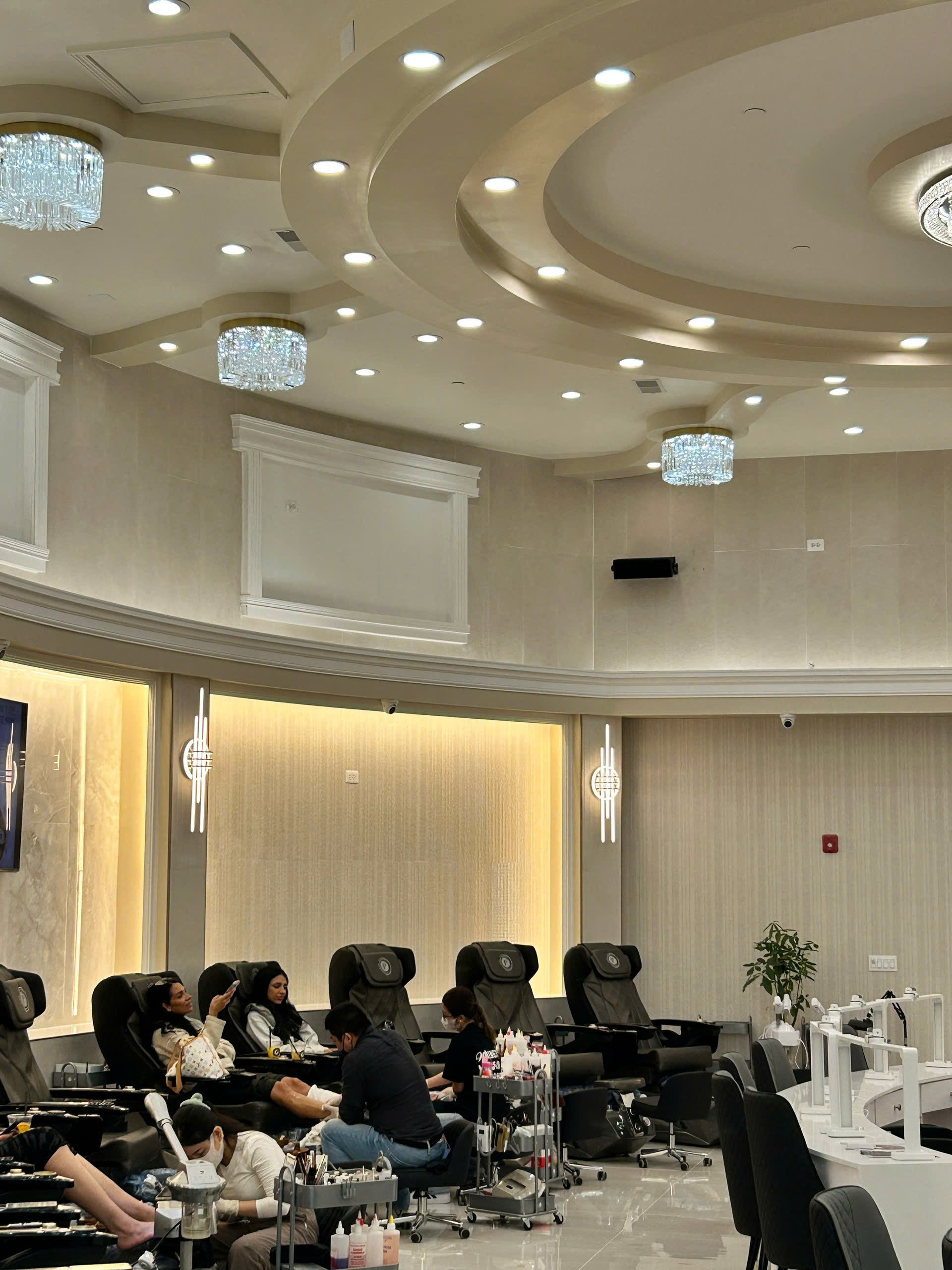 Salon Image