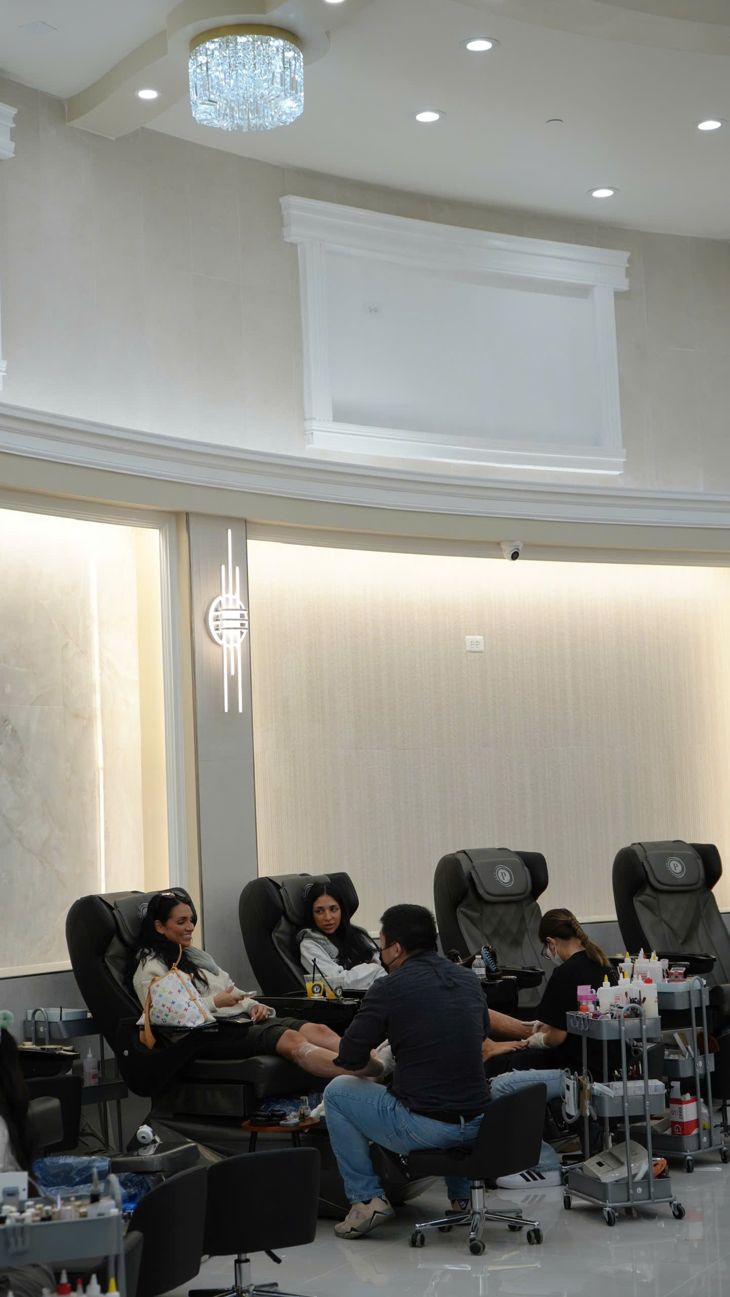 Salon Image